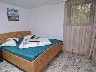 Bran Studio - Bran - 4