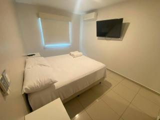 Hermosa casa en cond. privado - 1