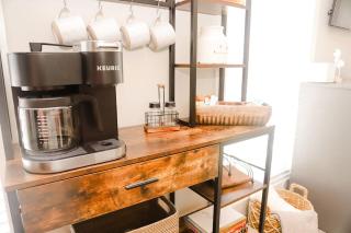 The Little Getaway-Sleeps 4, Firepit, Pet friendly - 1