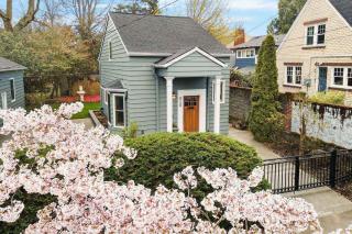 Lovely Laurelhurst Living - 0