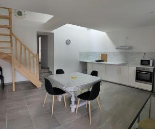 Maison totalement rénovée en 2019, à 20min de mer - 0