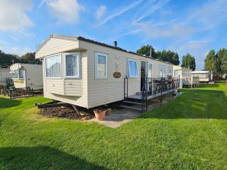 Liberty Caravan Hire - Chapel Saint Leonards - 0