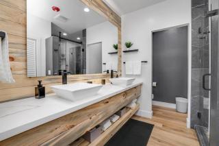 Perfect Luxury Getaway - 7