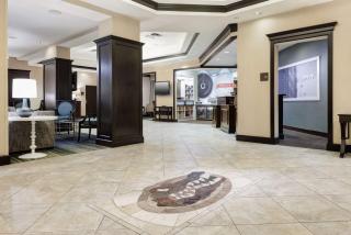 Hampton Inn & Suites Gainesville Downtown - Gainesville - 4