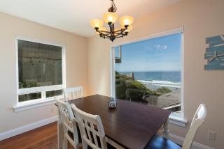 New Breakers - Lincoln City - 3