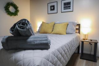 5-BR Serene Retreat Near CLE* Dogs welcome! - 8