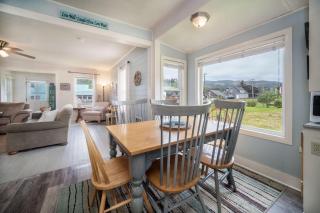Serenity Cottage - Rockaway Beach - 1