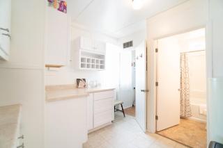 Coral Cottage - 2