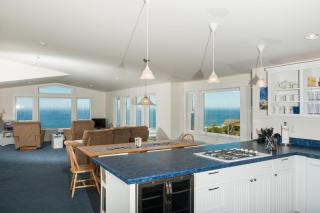 The Lighthouse - Rockaway Beach - 5