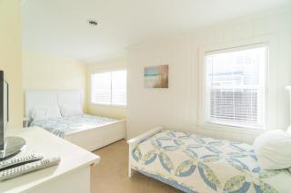 Beach Retreat - Seaside - 1