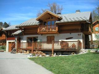 Charmant 2 Pièces + Coin Montagne - Parking Privé, WiFi, Proche Pistes - FR-1-762-31 - Saint-Chaffrey - 2