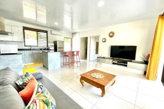 Muna house and private pool - AC - optic fiber Wi-Fi - 3 pers - Punaauia - 8