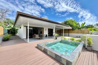 Muna house and private pool - AC - optic fiber Wi-Fi - 3 pers - Punaauia - 0