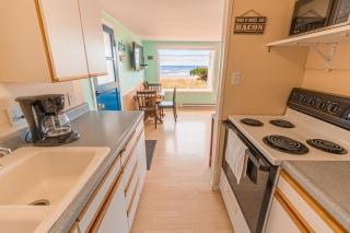 Finch House - Rockaway Beach - 1