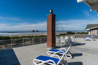 The Strand at Twin Rocks - Rockaway Beach - 7