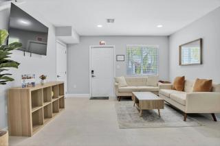 Sistrunk Shades Villa #4 - Townhome Downtown Fort Lauderdale Near Cruise Port & FLL - 8