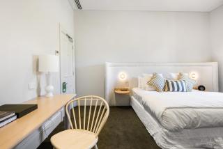 The Stirling Hotel - 2