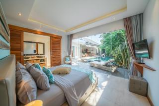 Villa Cuatro : Amazing 3BR Villa in Seminyak - Perfect Location - Seminyak - 5