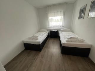 Timeless: Schönes 4 Zimmer Apartment EG - Trossingen - 0