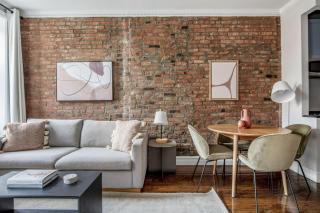 East Village 2br w wd nr groceries NYC-1221 - 9