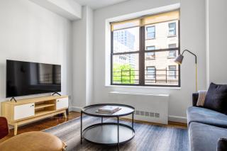 UWS 2BR w Doorman Elevator Gym nr Central Park NYC-602 - 0