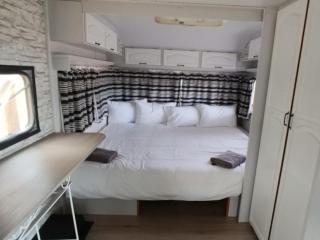 Excelsior Airstream Glamping - Porterville - 6