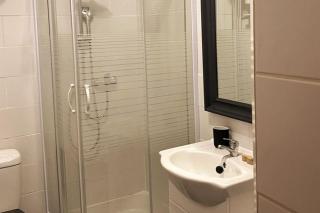 Appartement au coeur du quartier de la Roquette - Arles - 8