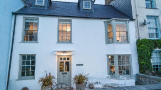 Pilot House - Beaumaris - 3