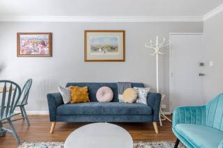 Rosewood Lodge - Cottage Charm off High Street - 6