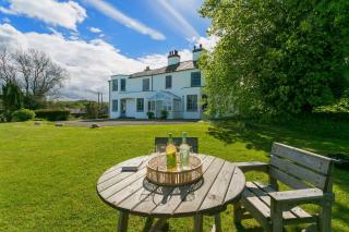 Plas Cichle - Beaumaris - 0