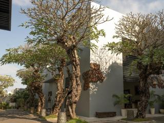 The Seminyak Suite - Private Villa - Seminyak - 2