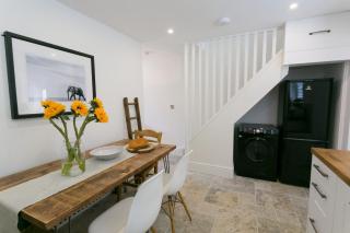 Shell Cottage - Menai Bridge - 4