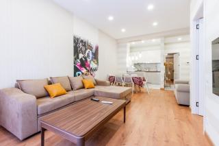 Sweet Home VIP 8 at Freedom Square - Tiflis - 6