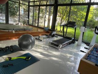 Domaine Spa Perret-Piscine Été-Promo 2 Nuits avec 1H Jacuzzi Offerte ! Giverny à 3Mn-Jardins Monet-Le Vexin-Parc 3Ha-Aire de Jeux Enfants-Ping Pong-Options Breakfast-Dîner-Billard-Sauna-Fitness-Hammam-Château ArtDéco MasterSuite en B&B ou Gîte de Charme - Sainte-Geneviève-lès-Gasny - 5