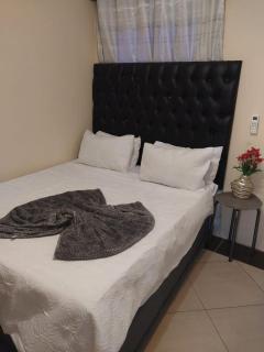 Home Life Guesthouse - 1