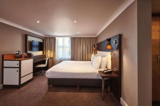 DoubleTree by Hilton London Ealing - 6