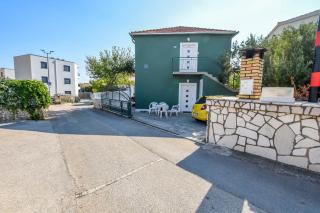 Apartments Luka - Rogoznica - 0