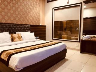 HOTEL SILVER STONE - 2