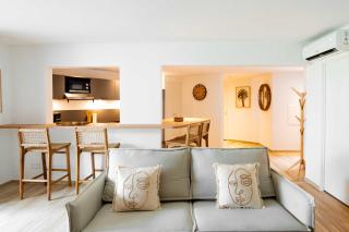 Classy 2-bedroom with pool and beach Orient Bay - Orient Bay - 9