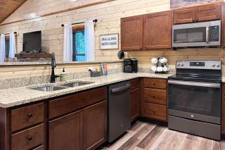 Cozy Cardinal - Sevierville - 4