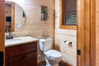 Cozy Cardinal - Sevierville - 2