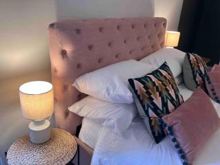 Inviting 2-Bed House in Sunderland WiFi Parking - 2