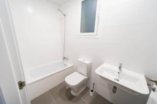 2BDR New Apartment with Pool - 2
