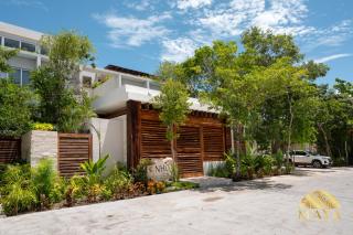 NHOA 207C Lux 1BR Condo Pool View in Aldea Zama - Tulum - 2