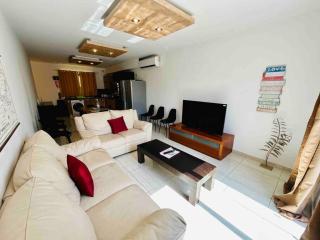 Duplex Whiskey Home 200m away from the Sea and the Square - 9