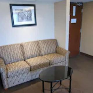 Hotel Lotus Kansas City Merriam - 2