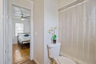 Great for travel workers affordable for long stay - Oklahoma City - 2