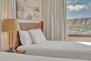 Deluxe 21st Floor Corner Condo with Diamond Head Views condo - Honolulu - 4