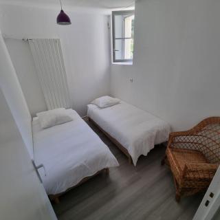 @Domaine_de_Saint_Marc - - 5