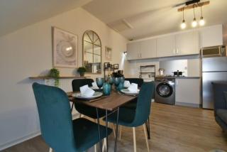 Appartement BELLO , ruelle au cœur de ville, arrivée en autonomie - Lons-le-Saunier - 2